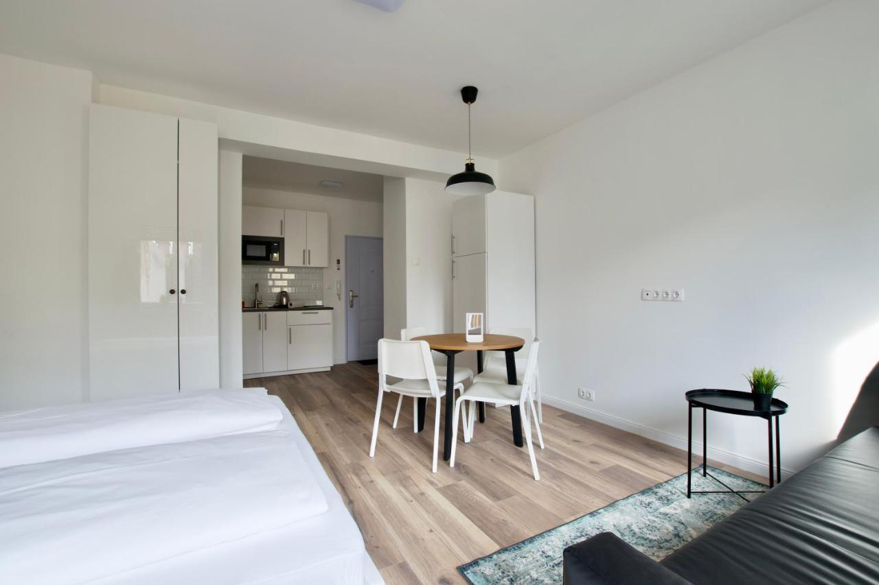 Standard Apartment By Hi5 - Dessewffy 37 Suites Budapest Extérieur photo