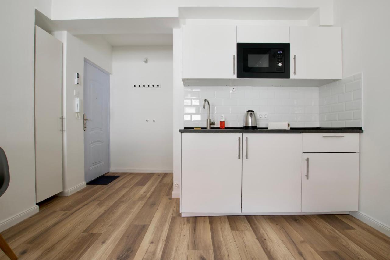 Standard Apartment By Hi5 - Dessewffy 37 Suites Budapest Extérieur photo