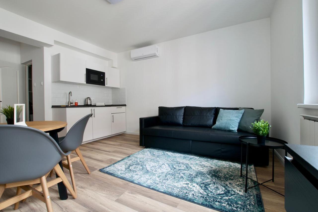 Standard Apartment By Hi5 - Dessewffy 37 Suites Budapest Extérieur photo