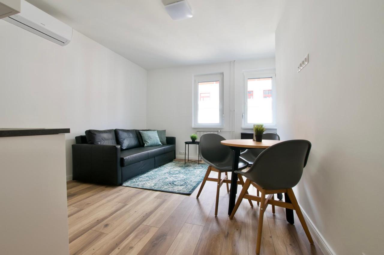 Standard Apartment By Hi5 - Dessewffy 37 Suites Budapest Extérieur photo